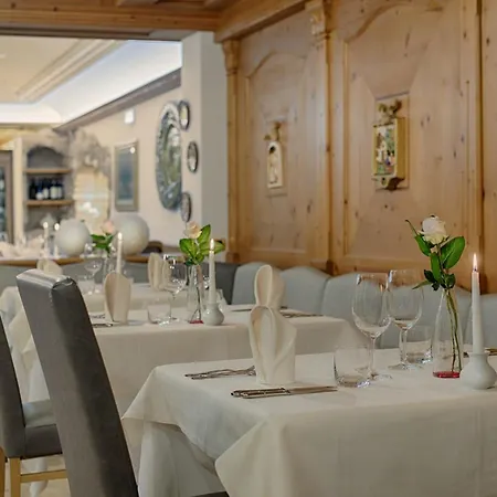 Rene Dolomites Boutique Hotel 4*