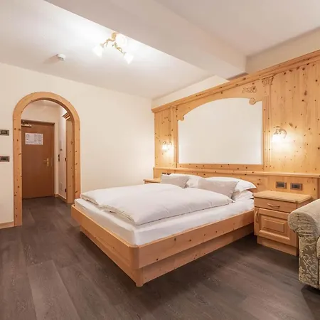 Rene Dolomites Boutique 4*